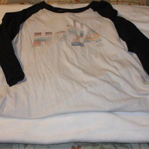 HOLA Graphic T-Shirt